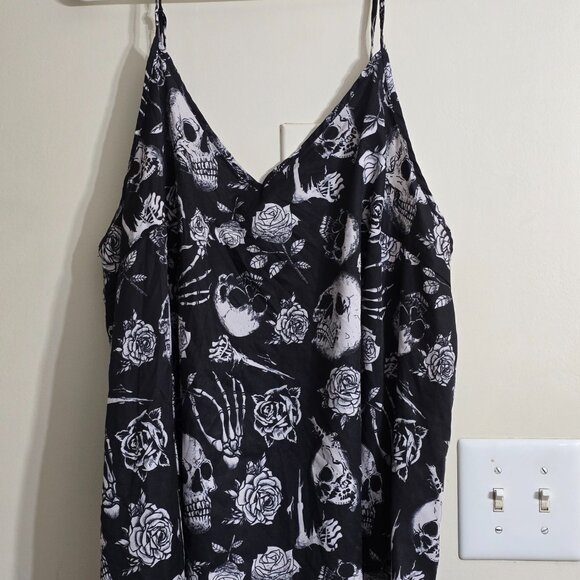 Women's Plus Skull Tank Top 4x - Picture 3 of 4